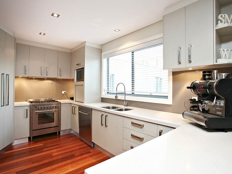 8 Beverley Crescent, Roselands NSW 2196