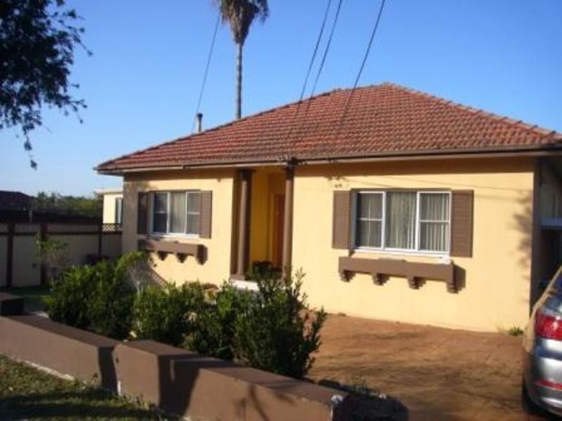 61 Coolongatta Road, Beverly Hills NSW 2209