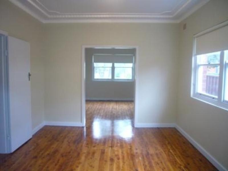 40 Colwell Street, Kingsgrove NSW 2208