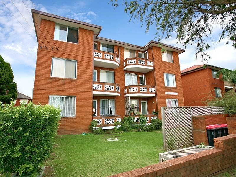 18/7 Phillip Street, Roselands NSW 2196