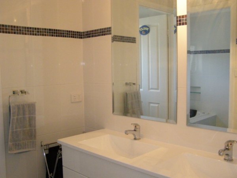 19 Manyana Drive, Manyana NSW 2539