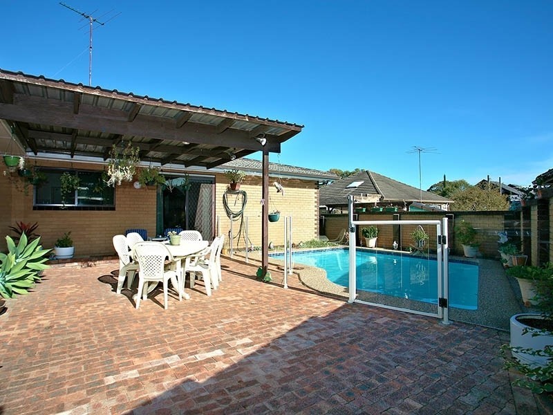 7a Rogers Street, Roselands NSW 2196