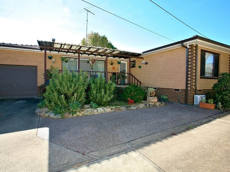 7a Rogers Street, Roselands NSW 2196