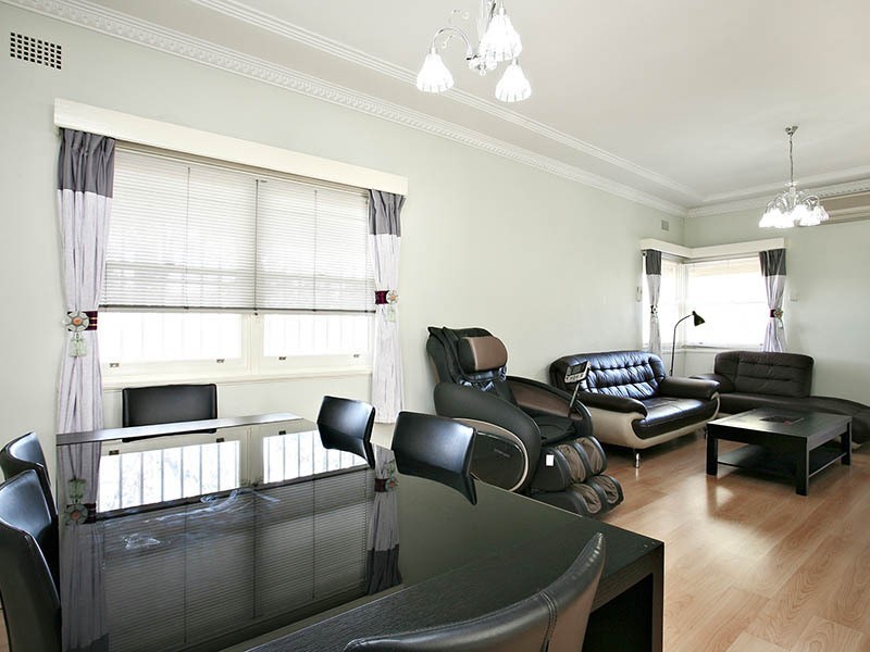 22 Warne Crescent, Beverly Hills NSW 2209