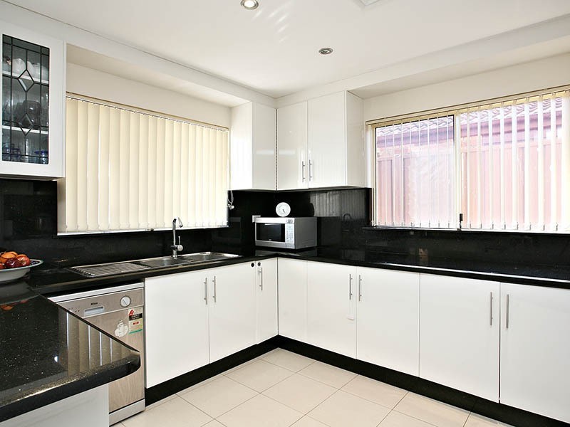 71 Payten Avenue, Roselands NSW 2196