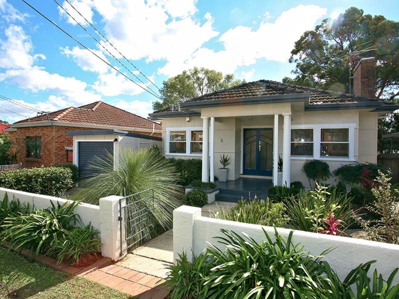 6 Munmurra Road, Riverwood NSW 2210