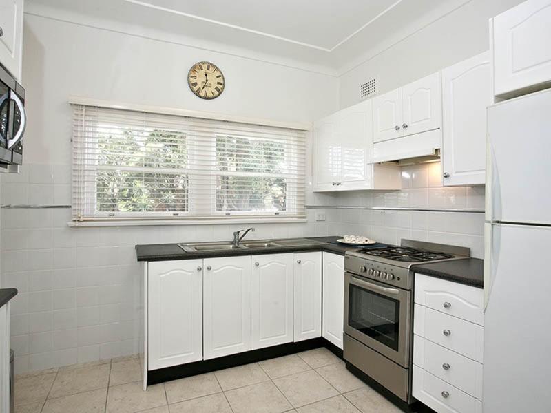 6 Munmurra Road, Riverwood NSW 2210