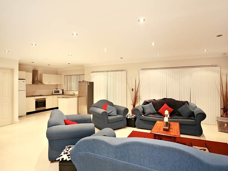 8/1 Hillview Street, Roselands NSW 2196