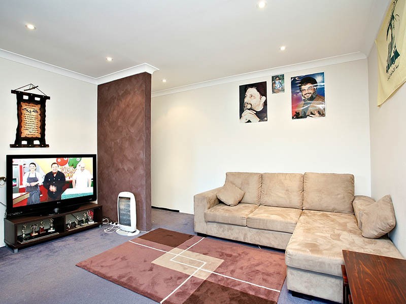 8/17 Parry Avenue, Narwee NSW 2209