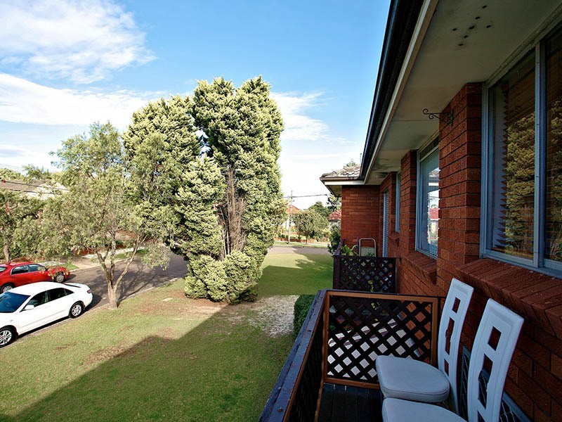 8/17 Parry Avenue, Narwee NSW 2209