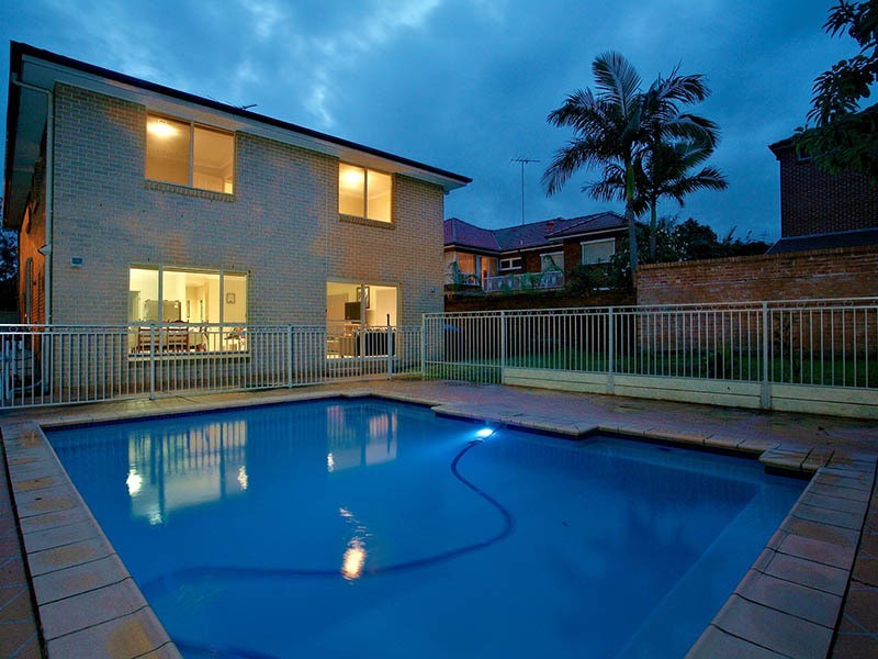 28 Lundy Avenue, Kingsgrove NSW 2208