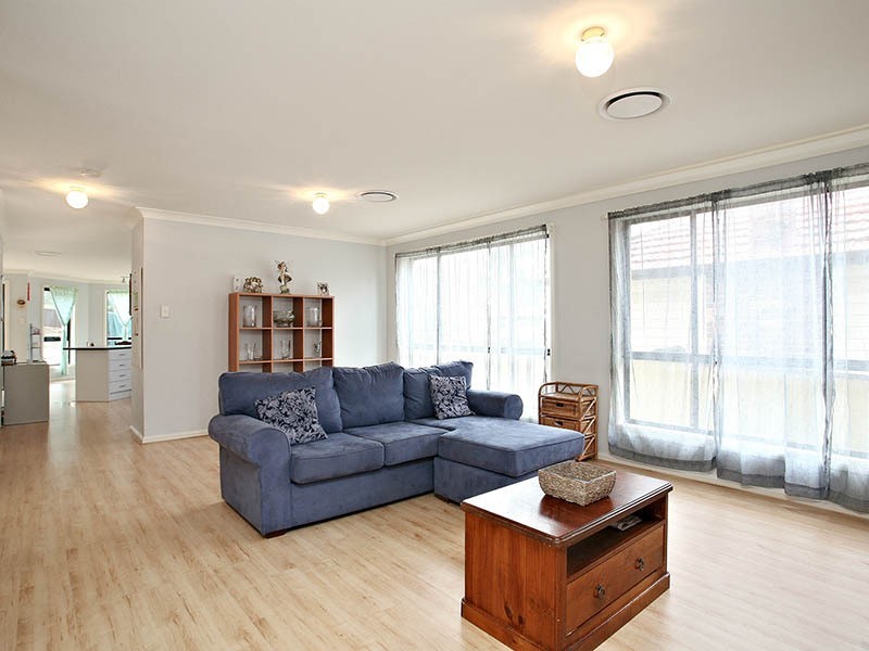 14 Bonds Road, Roselands NSW 2196