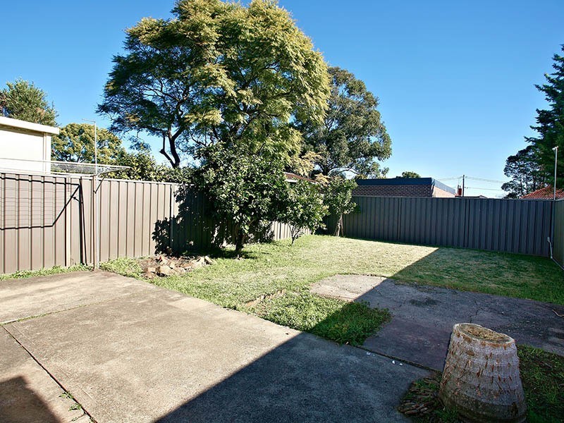 221 Gloucester Road, Beverly Hills NSW 2209