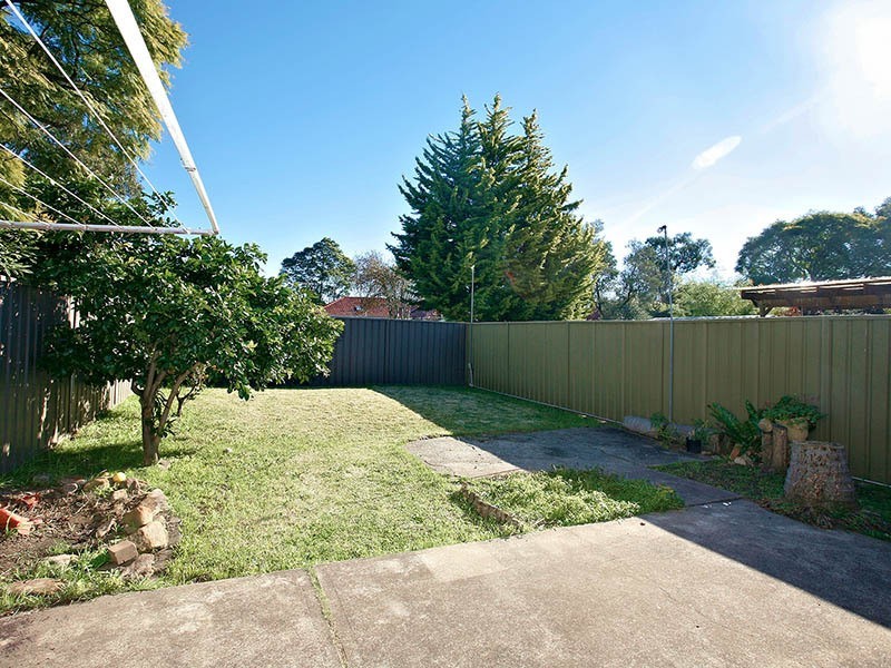 221 Gloucester Road, Beverly Hills NSW 2209