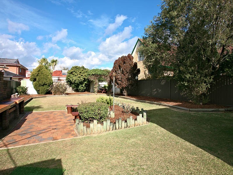 11 Bradman Street, Narwee NSW 2209