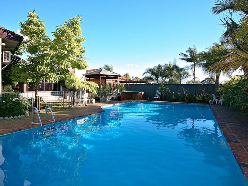 2 Kent Avenue, Roselands NSW 2196
