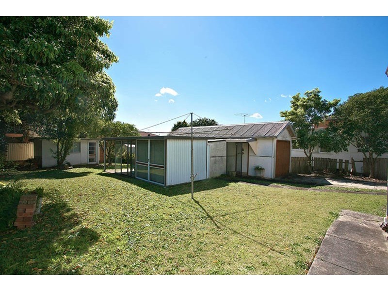 29 St Albans Road, Kingsgrove NSW 2208