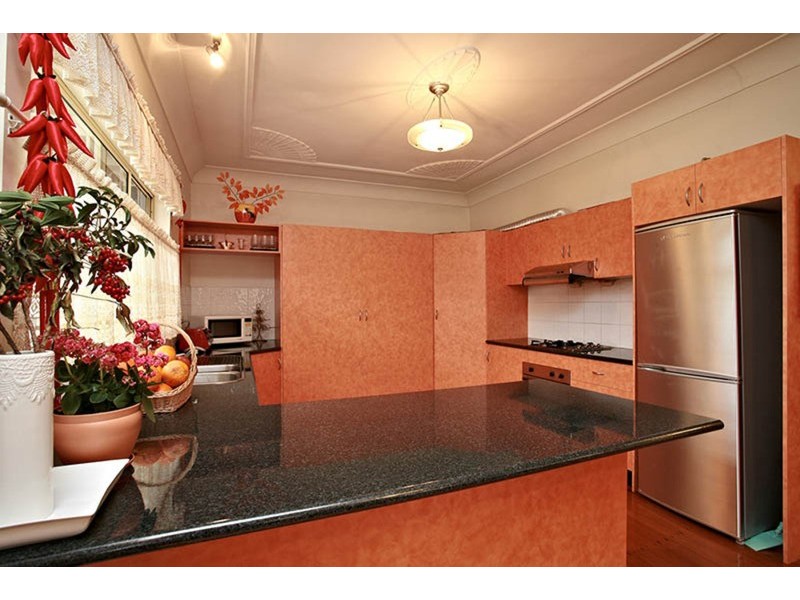 28 Lee Avenue, Beverly Hills NSW 2209