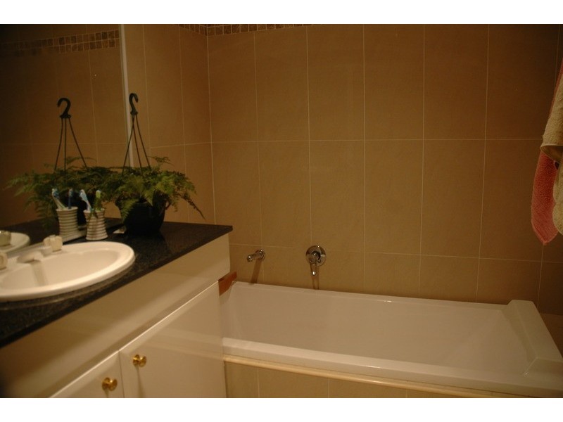 1 Gungaroo Place, Beverly Hills NSW 2209