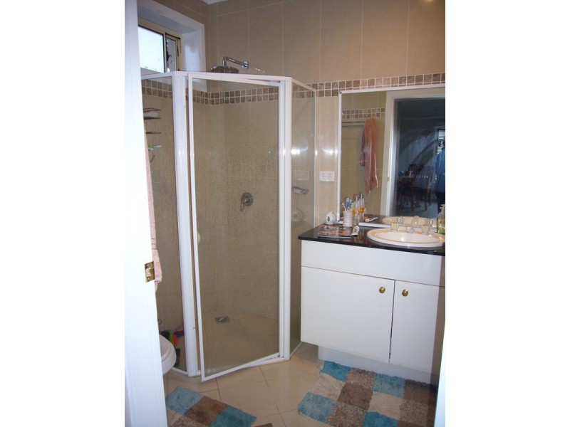 1 Gungaroo Place, Beverly Hills NSW 2209