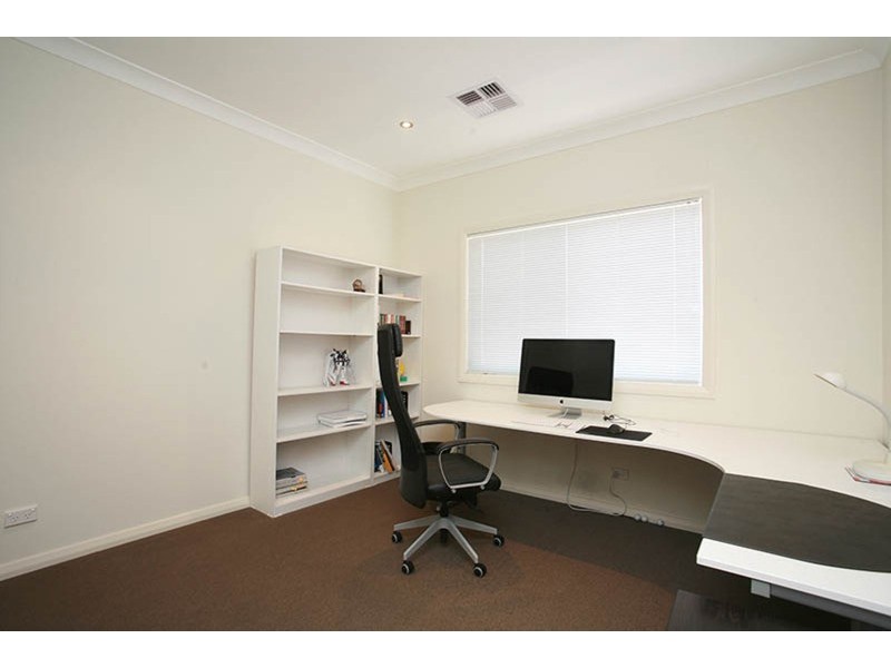 18A Ryan Avenue, Beverly Hills NSW 2209