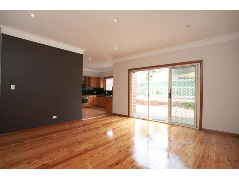 1 Keevin Street, Roselands NSW 2196