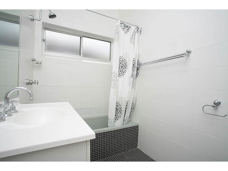 14 Frederick Avenue, Beverly Hills NSW 2209