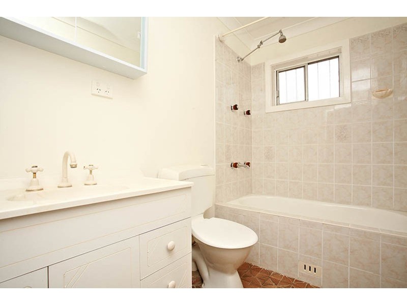 11 Christian Road, Punchbowl NSW 2196