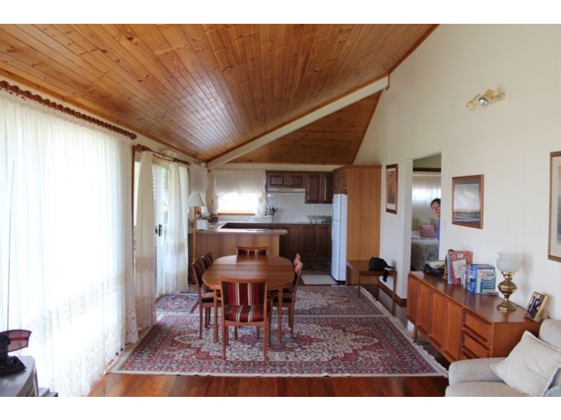 22 The Foredeck Street, Manyana NSW 2539