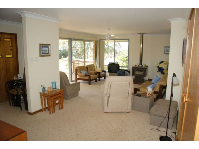 13 Curvers Drive, Manyana NSW 2539