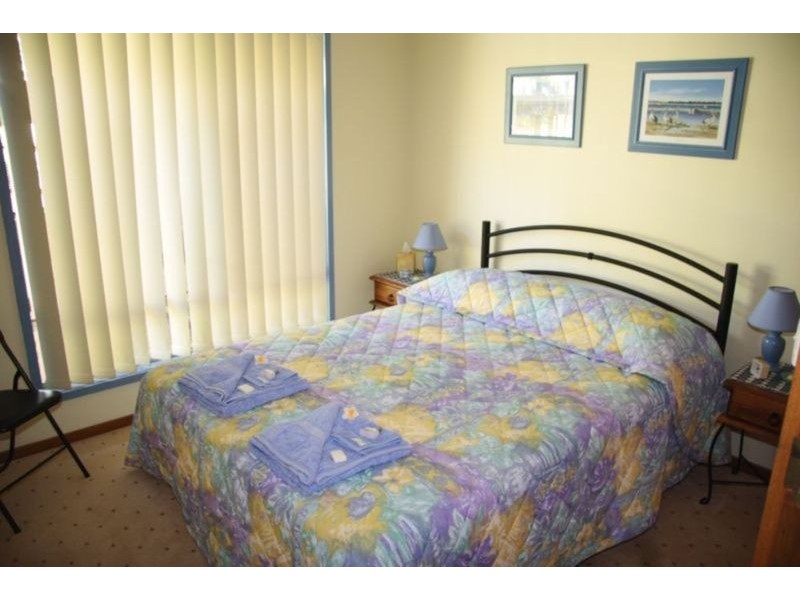 13 Curvers Drive, Manyana NSW 2539