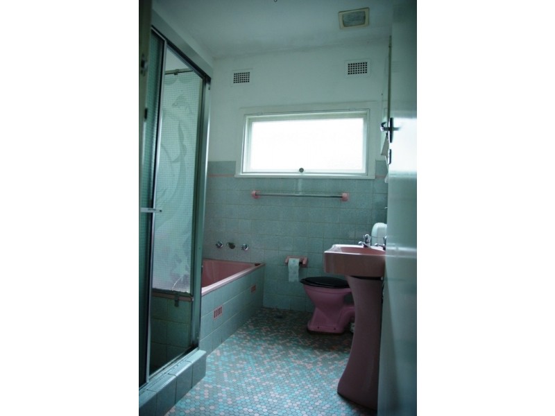 10 Woodlands Avenue, Narwee NSW 2209