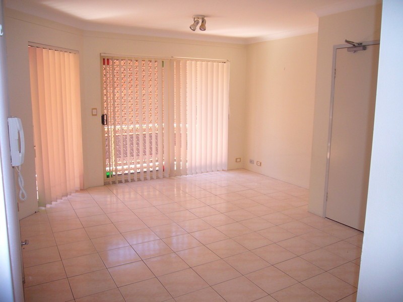 9/1-5 Hampden Street, Beverly Hills NSW 2209