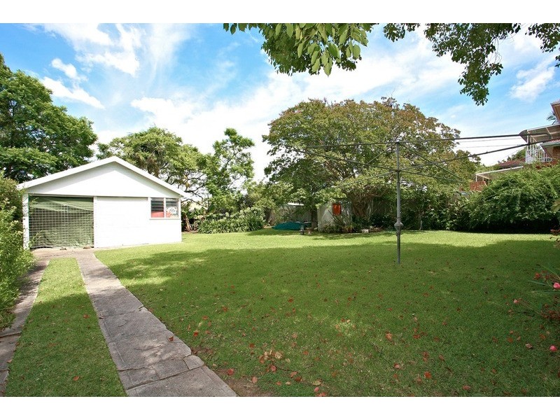 21 Springfield Avenue, Roselands NSW 2196