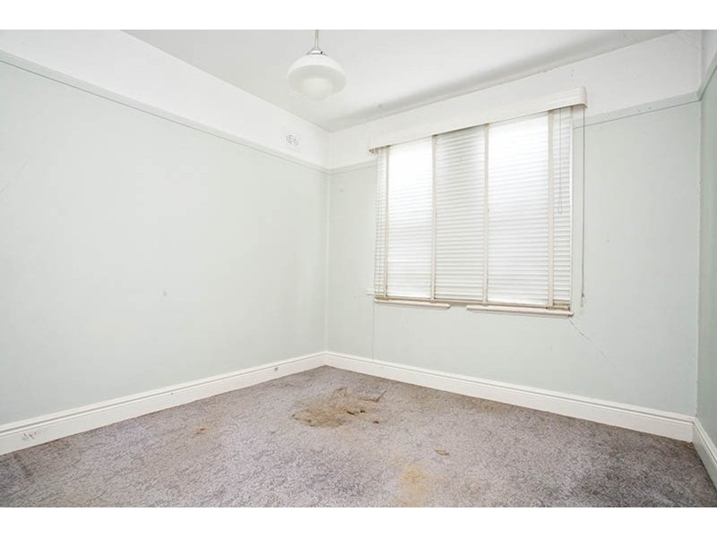 21 Springfield Avenue, Roselands NSW 2196