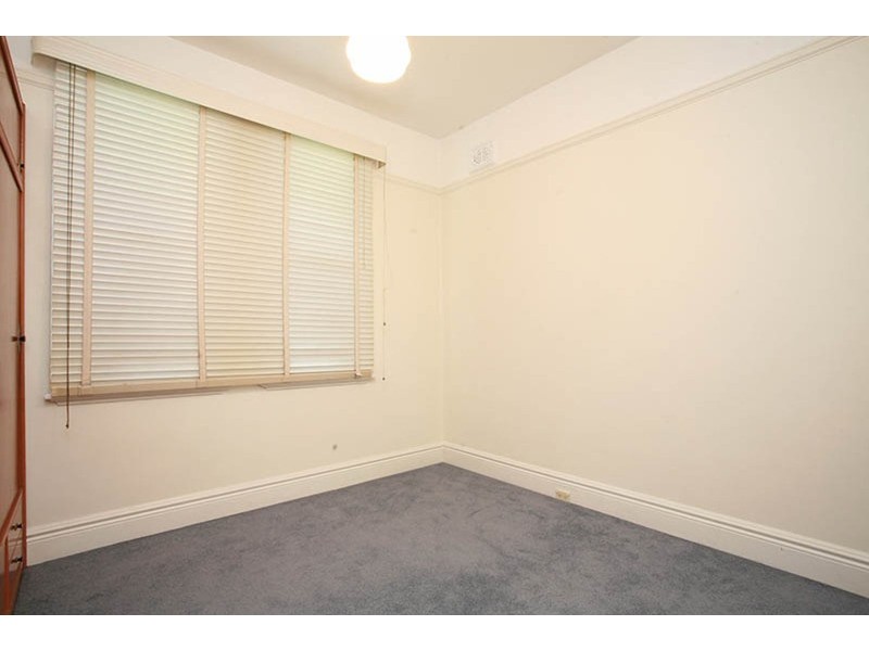 21 Springfield Avenue, Roselands NSW 2196