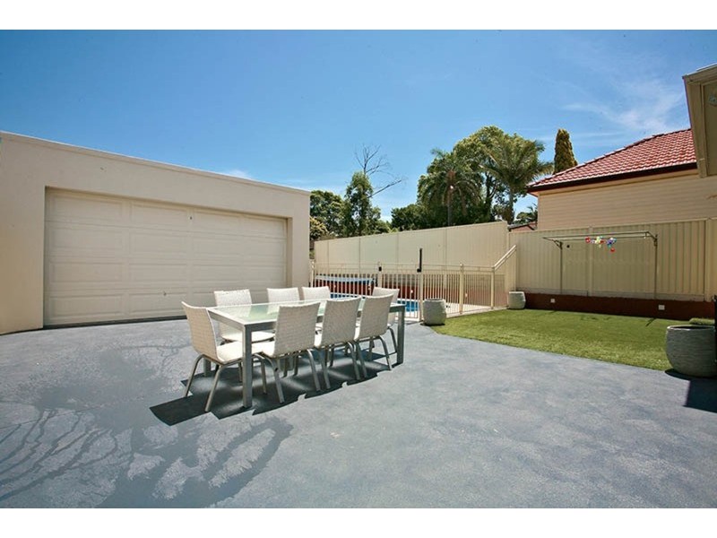 69 Armitree Street, Kingsgrove NSW 2208