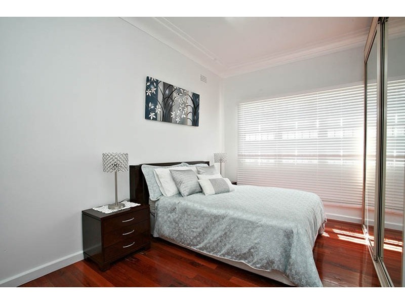 19 Flora Street, Roselands NSW 2196