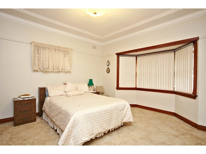 66 St Elmo Parade, Kingsgrove NSW 2208