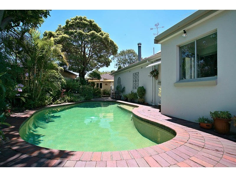7 Carol Crescent, Roselands NSW 2196