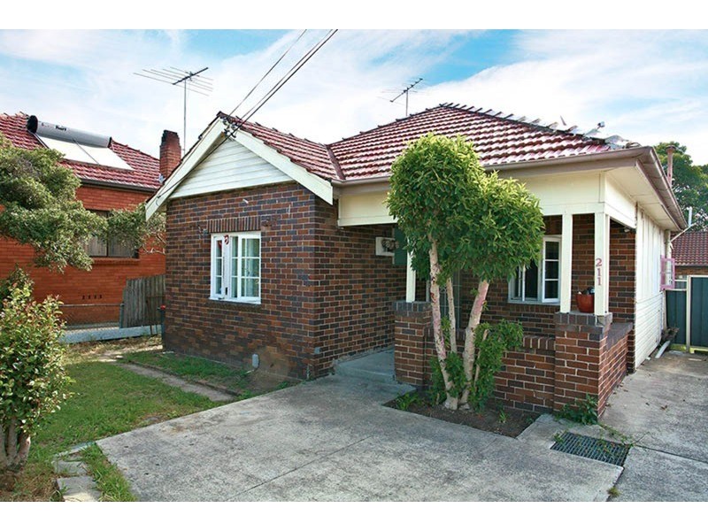 211 King Georges Road, Roselands NSW 2196