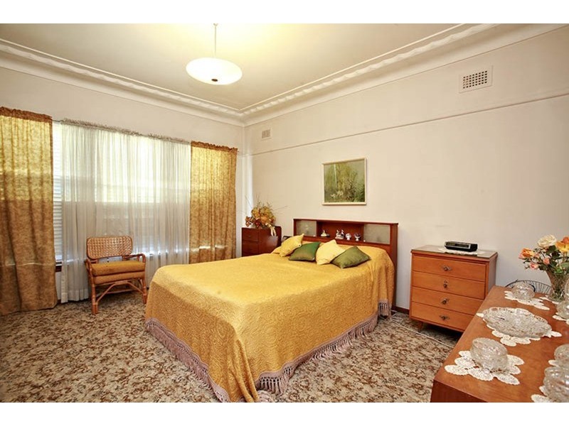 22 Whitfield Avenue, Narwee NSW 2209