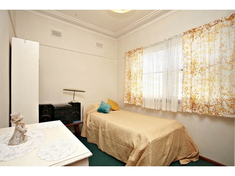 22 Whitfield Avenue, Narwee NSW 2209