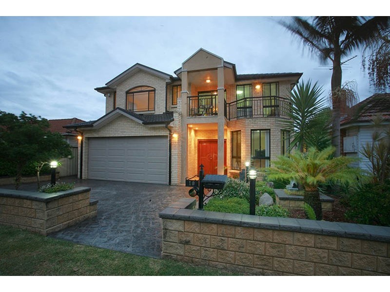 19 Stephenson Street, Roselands NSW 2196