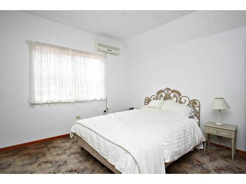 13 Cripps Avenue, Kingsgrove NSW 2208