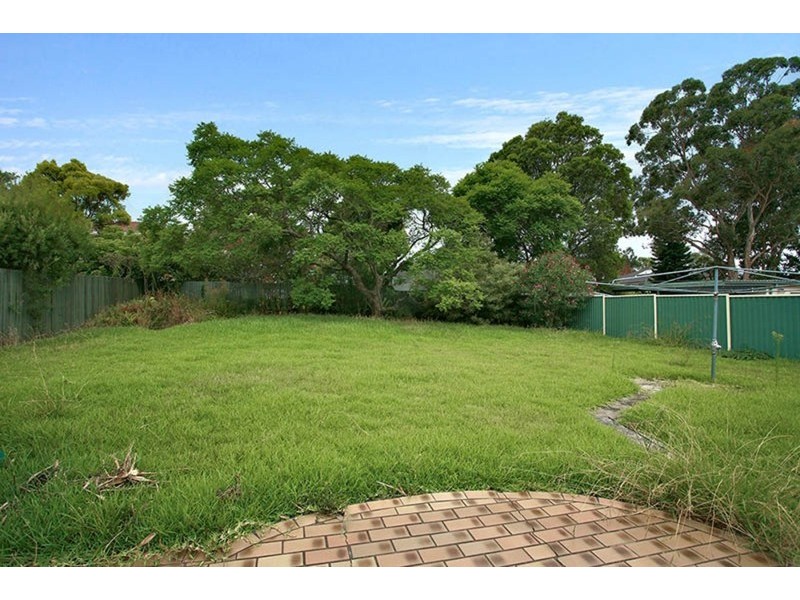 46 Bonds Road, Roselands NSW 2196