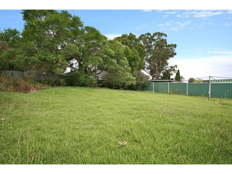 46 Bonds Road, Roselands NSW 2196