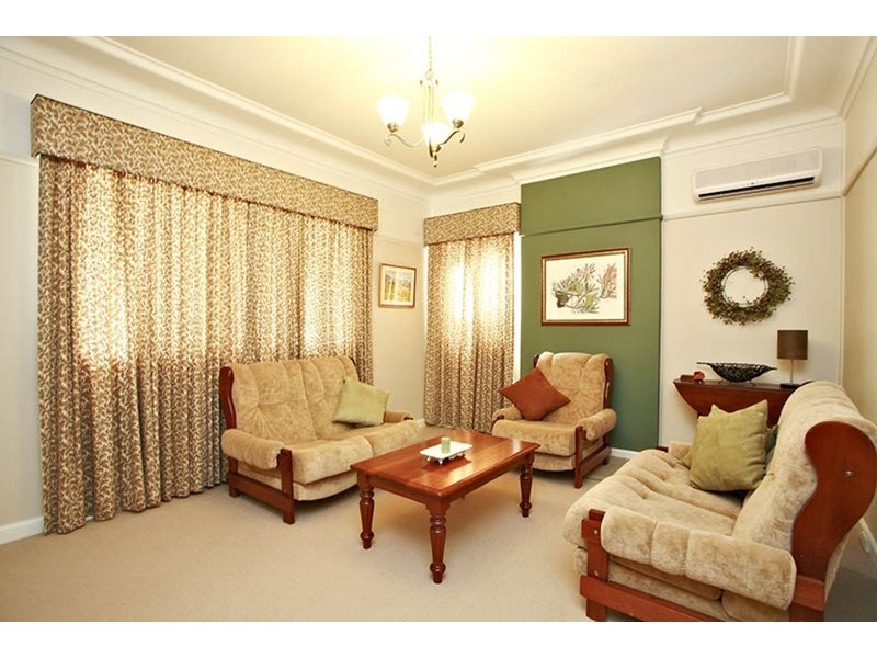 254 Carrington Avenue, Hurstville NSW 2220