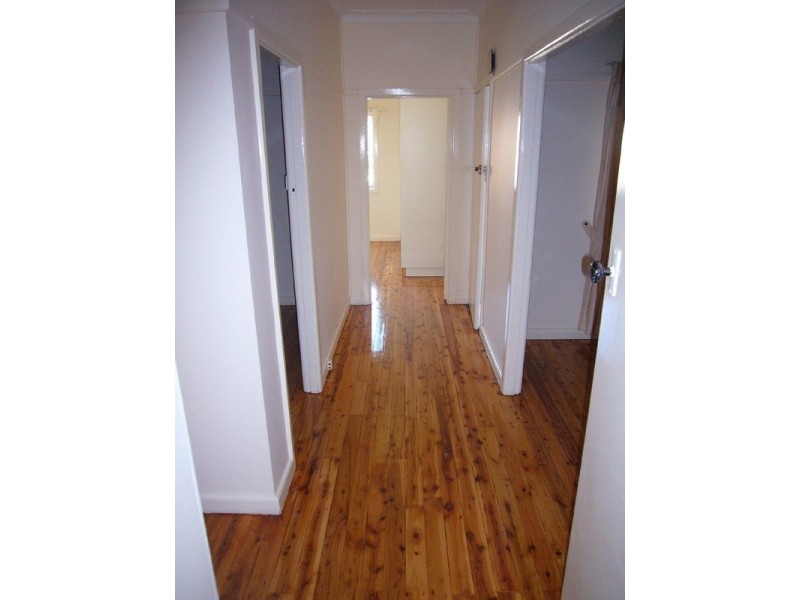 24 Ridgewell Street, Roselands NSW 2196