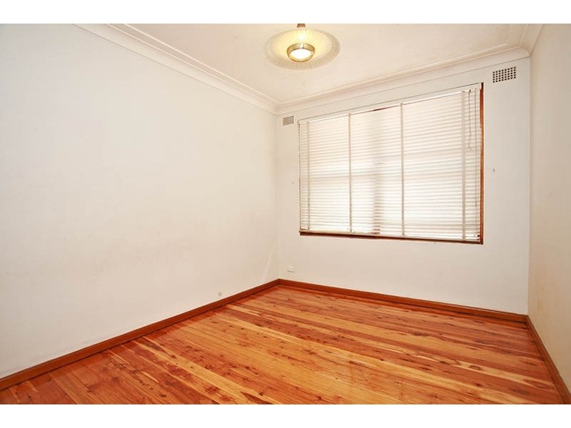 5 Rodney Crescent, Beverly Hills NSW 2209